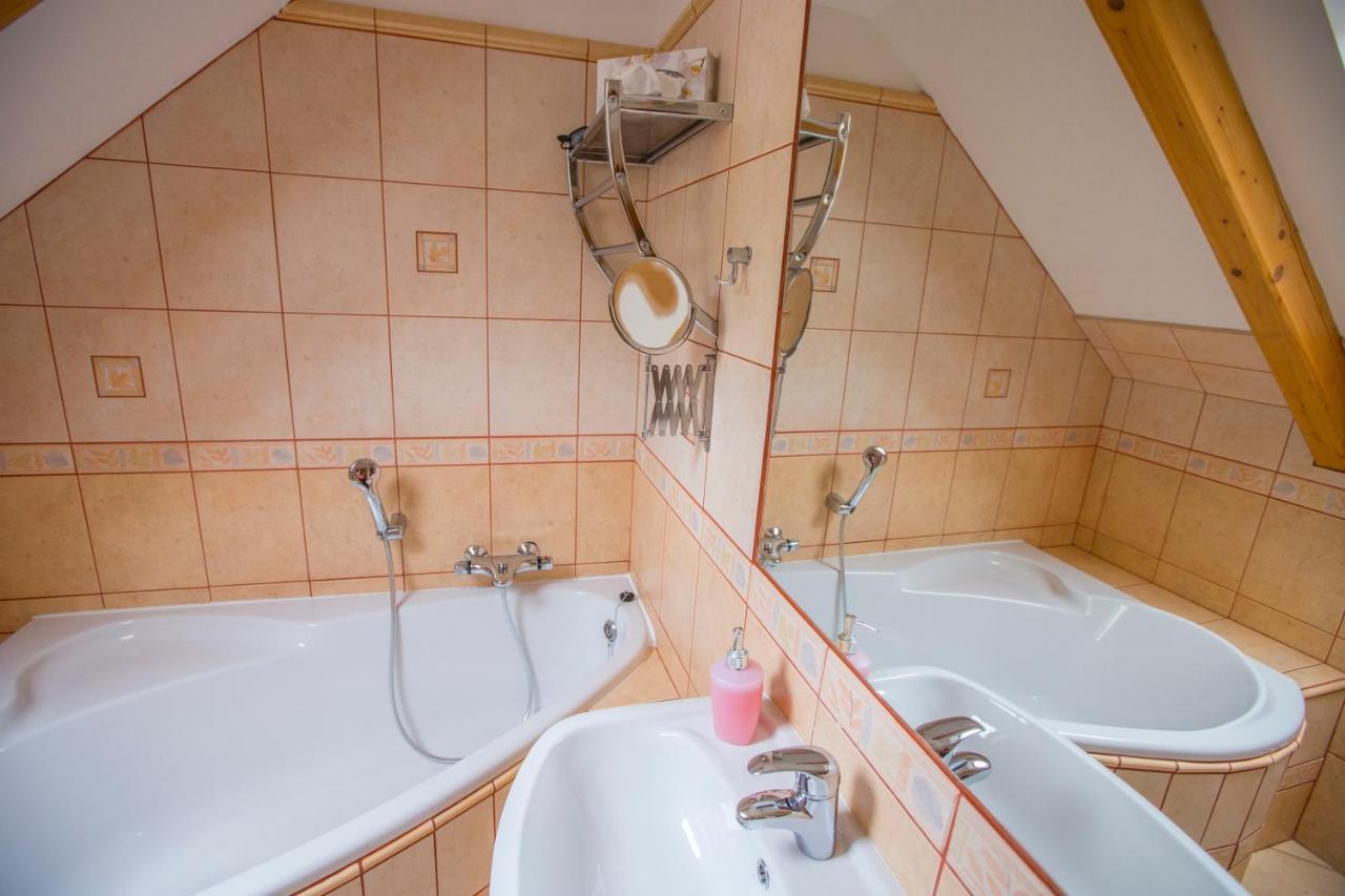Happy House Apartments & Sauna Špindlerŭv Mlýn Dış mekan fotoğraf